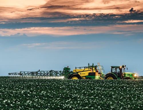 jd sprayer  John Deere i BASF razem dla zwiększania wydajności w produkcji roślin