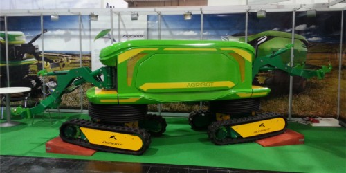 agrirobo 1 AGRIBOT   polski robot dla sadowników