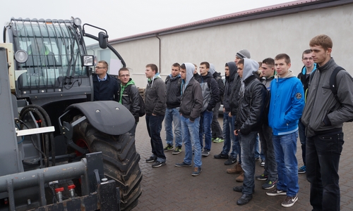 000 agro land stawia namlodych 03 AGRO LAND Marek Różniak stawia na młodych