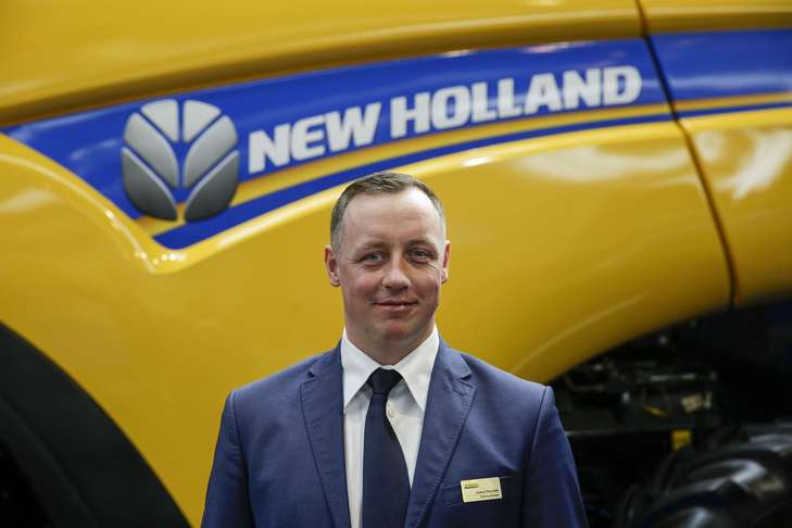 New Holland Lukasz Checinski 100 lat historii ciągników rolniczych New Holland